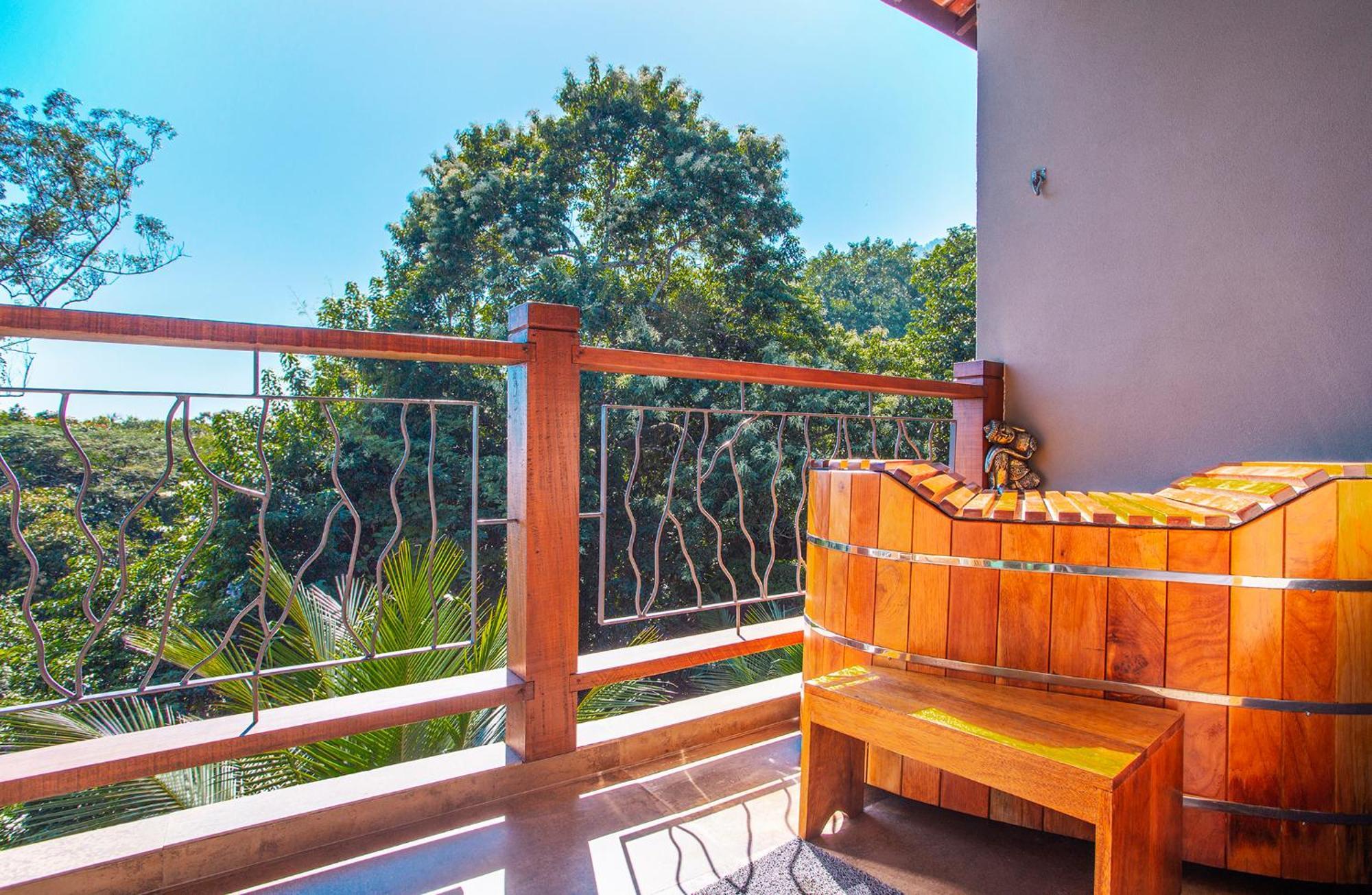 Hotel Vila Kebaya Ілябела Екстер'єр фото